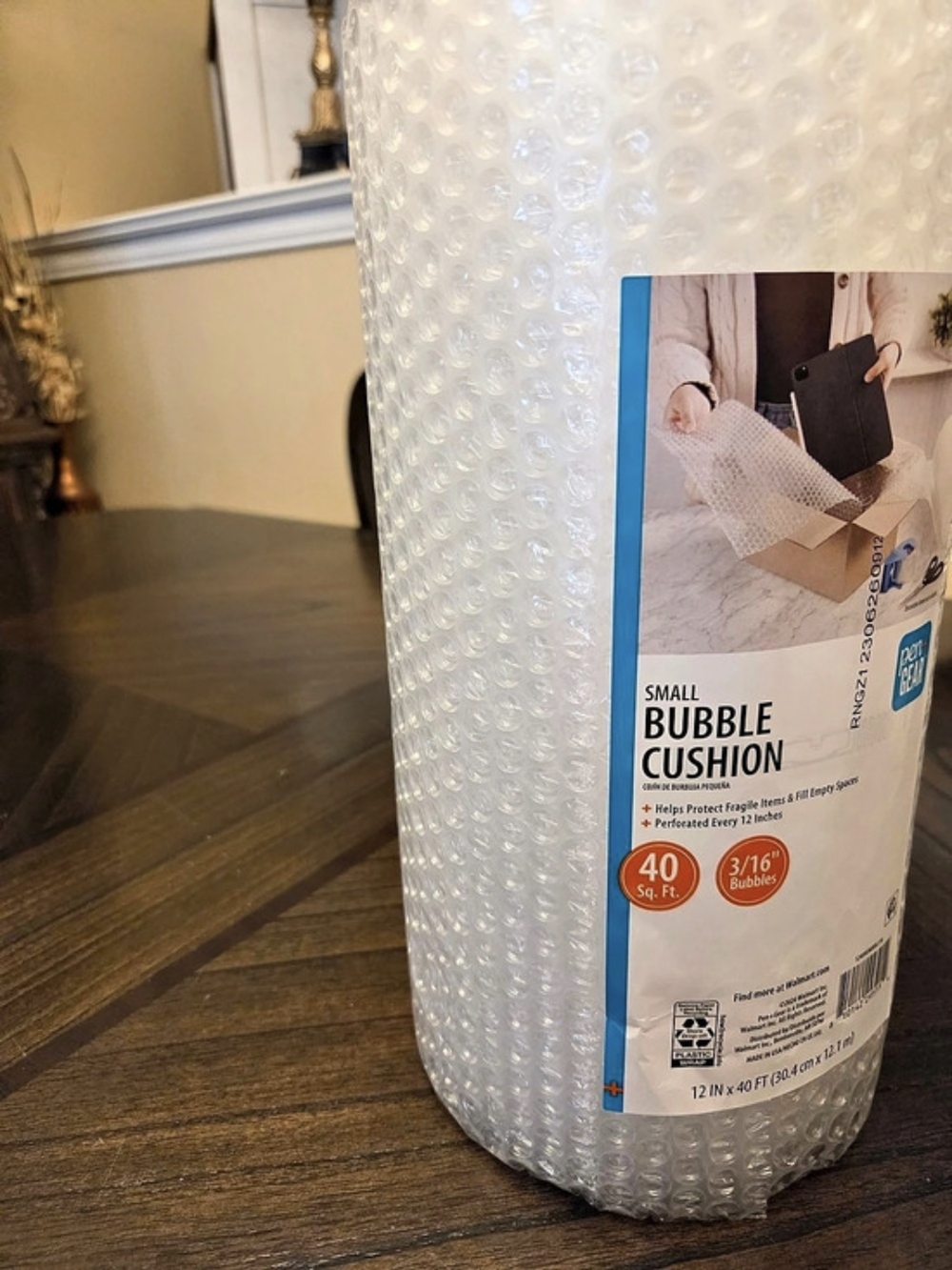Pen+Gear Small Bubble Cushion 40 Sq. Ft. Clear